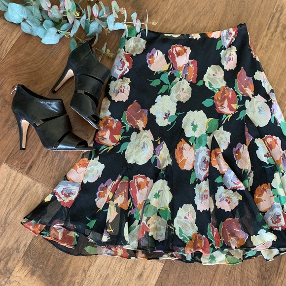 Ralph Lauren Dresses & Skirts - Ralph Lauren Black Floral Flouncy Ruffle Hem Georgette Style Skirt Size Medium
